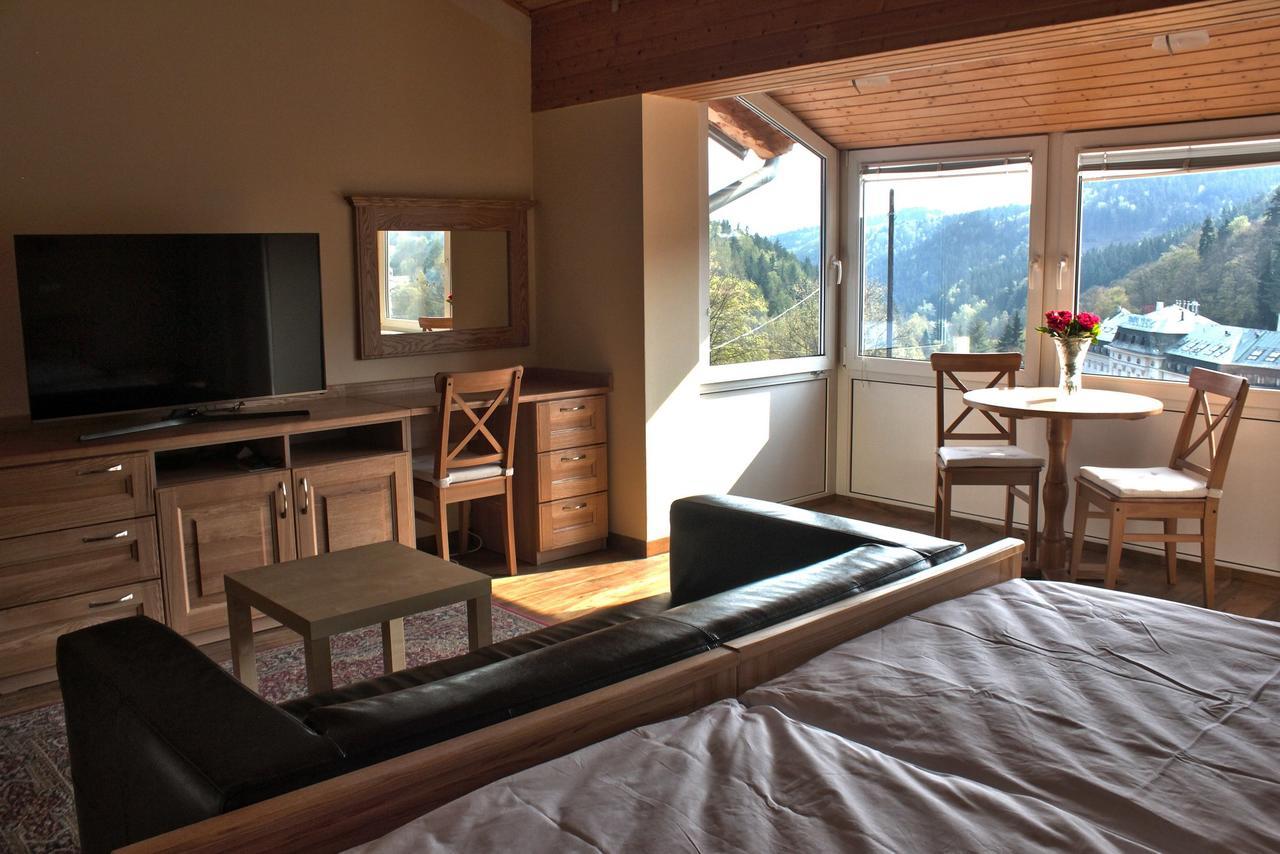 Hotel Orix Jachymov Εξωτερικό φωτογραφία